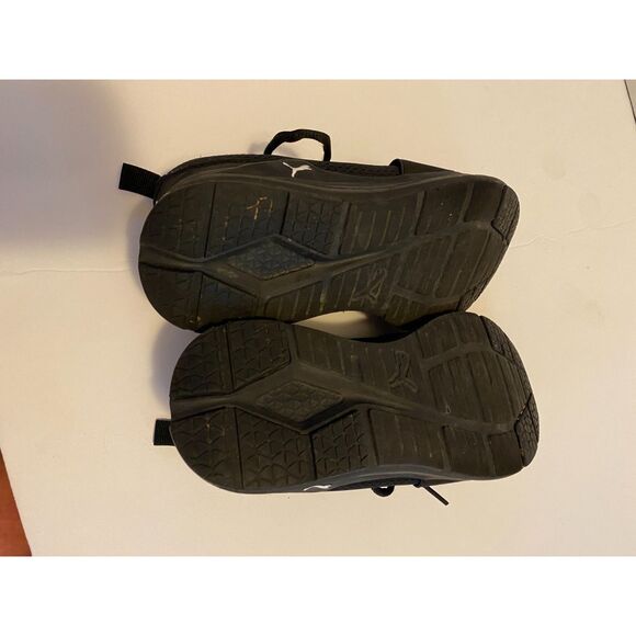 Puma Black Kids Black Sneakers Mesh Upper Lace Up Boys Size 4C - Picture 9 of 9